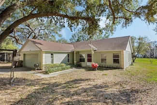 10320 Bumblebee Ln, Leesburg, FL 34788