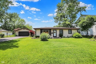 4770 Willow Rd, Zionsville, IN 46077