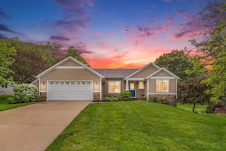 3724 Charlevoix Dr SE, Grand Rapids, MI 49546