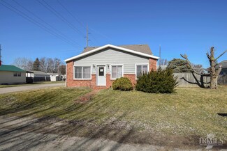 924 W 16th St, Muncie, IN 47302