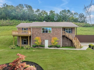 1809 Barker Rd, Thompsons Station, TN 37179