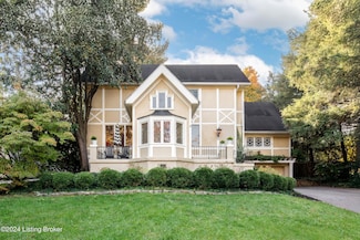 27 River Hill Rd, Louisville, KY 40207
