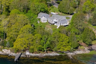 1241 Harpswell Island Rd, Harpswell, ME 04066