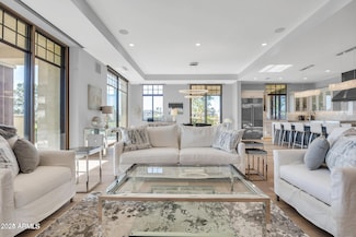 2 Biltmore Estate Unit 109, Phoenix, AZ 85016