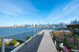 1200 Avenue Port Imp Unit 705, Weehawken, NJ 07086