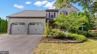 465 Sterling Dr, Red Lion, PA 17356