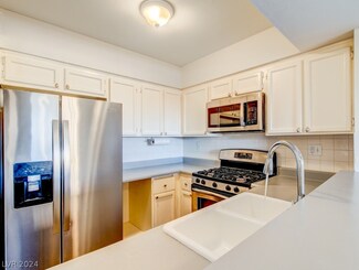 1454 Santa Anita Dr Unit D, Las Vegas, NV 89119