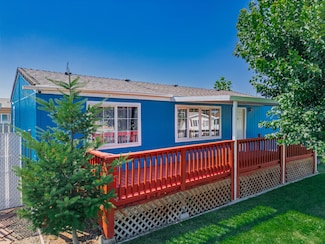 1570 S Peach St Unit 105, Medford, OR 97501