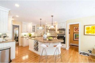 4 Temple Rd, Wellesley, MA 02482