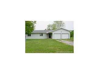 3304 S Us Highway 31, Crothersville, IN 47229
