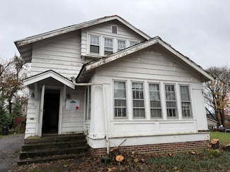 2646 E Fayette St, Syracuse, NY 13224