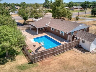 3 Meyers Dr, Tuttle, OK 73089