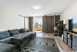 1447 Kewalo St Unit 707, Honolulu, HI 96822