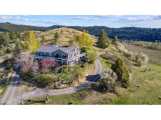 67852 Ruth Ln, Cove, OR 97824