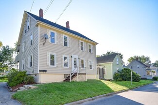 14 2nd St, Somersworth, NH 03878