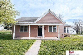 220 Delaware St, Ruskin, NE 68974