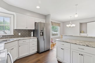 7005 Cedar Lake Rd S, Saint Louis Park, MN 55426