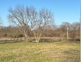 3 Smokey Ridge Rd, Ardmore, OK 73401