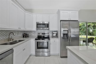 3892 14th St N, Naples, FL 34103