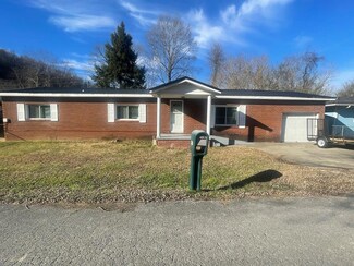 128 Riverdale Dr, Thelma, KY 41260