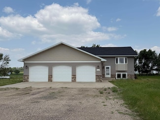 9351 11th Ave SE, Minot, ND 58701