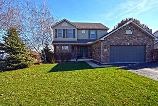 212 Fox Chase Dr N, Oswego, IL 60543