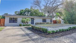 1809 Pineview Cir, Winter Park, FL 32792