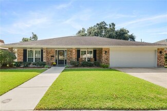 1836 Carol Sue Ave, Gretna, LA 70056