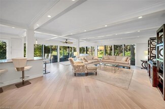 108 Clubhouse Dr Unit F165, Naples, FL 34105