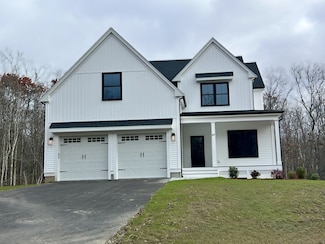 104 Eber Taft Rd, Uxbridge, MA 01569