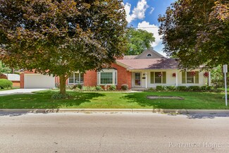 66 S Randall Rd, Aurora, IL 60506