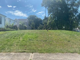 605 Butternut St, Berwick, PA 18603
