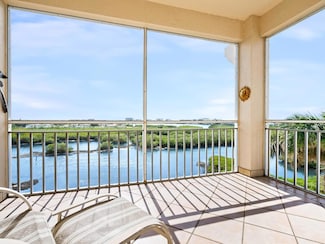 5440 Eagles Point Cir Unit 405, Sarasota, FL 34231