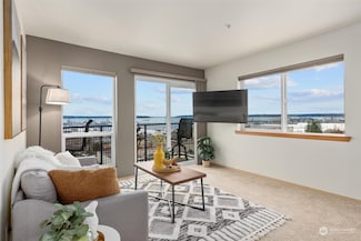 2818 Grand Ave Unit B612, Everett, WA 98201
