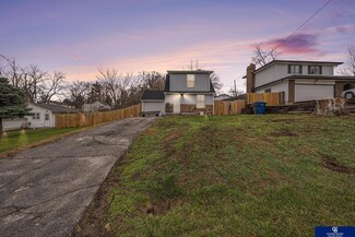 2826 Lillian St, Bellevue, NE 68147