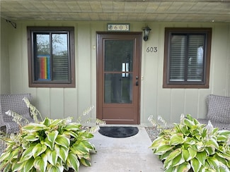 603 Edgewater Dr, Westfield, NY 14787