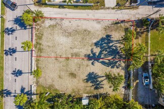 102 15th Ave, Saint Pete Beach, FL 33706