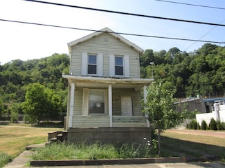 302 1st St, Clairton, PA 15025
