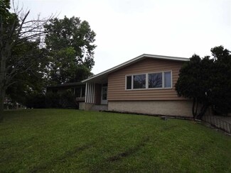 2819 Kingston Dr, Madison, WI 53713