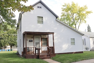 424 S Grand Ave, Bradley, IL 60915