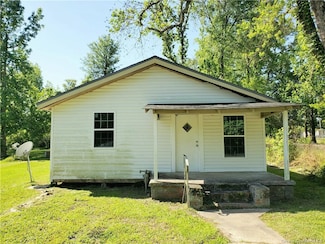 1009 Allen St, Dequincy, LA 70633