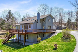 10746 Deal Rd, Williamsburg, MI 49690