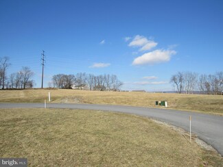 13840 Crayton Rd, Waynesboro, PA 17268