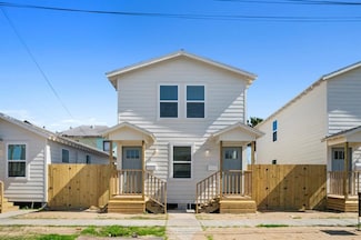 710 38th St Unit B, Galveston, TX 77550