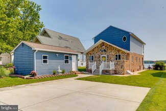 4534 Todd Point Ln, Sparrows Point, MD 21219