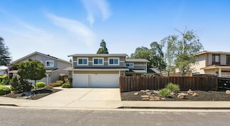 1010 Creekside Ct, Morgan Hill, CA 95037