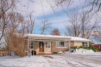 700 N 66th St, Quincy, IL 62305