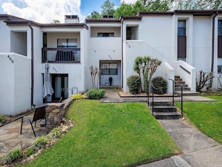 301 Kingsrow Dr, Little Rock, AR 72207