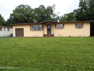 3205 de Carlo Ln, Jacksonville, FL 32277