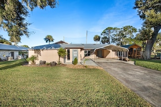 715 Fairway Dr, New Smyrna Beach, FL 32168